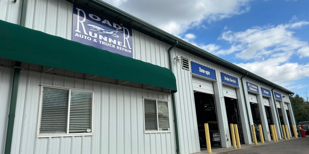 Roadrunner Auto & Truck Repair featured image